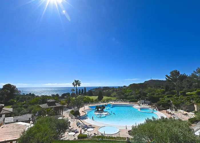 Apartment L'esquinade - P3 115 By Interhome *