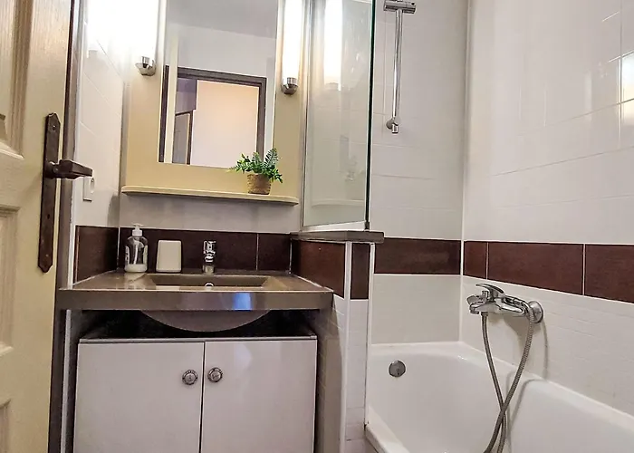 L'esquinade - P3 115 By Interhome