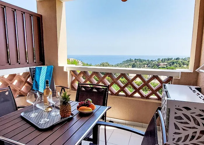 L'esquinade - P3 115 By Interhome Apartment