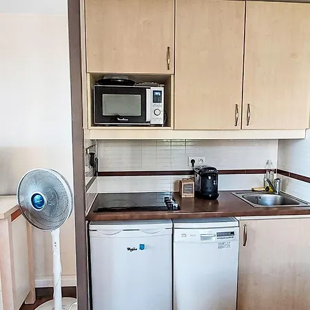 Appartement Village Cap Esterel - L'esquinade-34 By Interhome