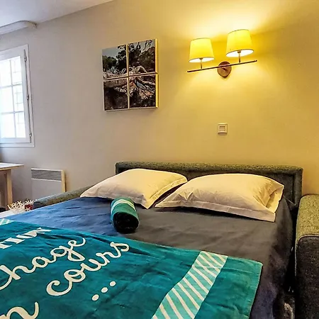 Appartement L'esquinade - P3 115 By Interhome *