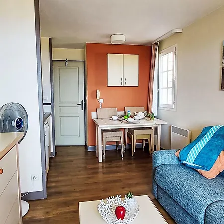 Apartment Village Cap Esterel - L'esquinade-34 By Interhome Saint-Raphael (Var)
