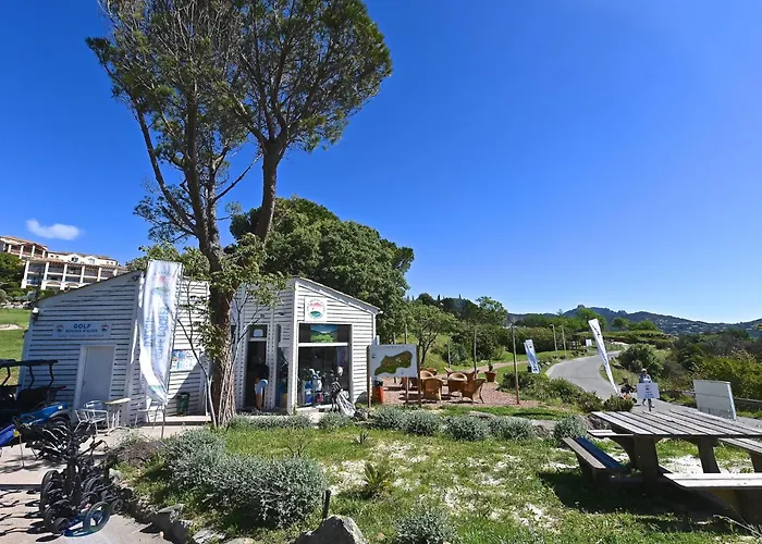 Apartamento L'esquinade - P3 115 By Interhome Saint-Raphaël